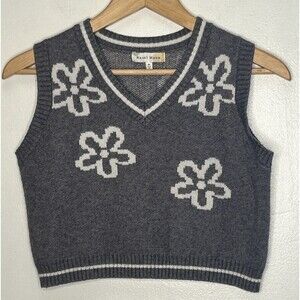 Y2K Hazel Moon Sweater Vest Medium V Neck Charcoal Gray Cropped Sponge Bob style